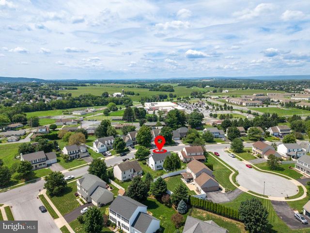 336 SPRINGBROOK DR, Palmyra, PA 17078