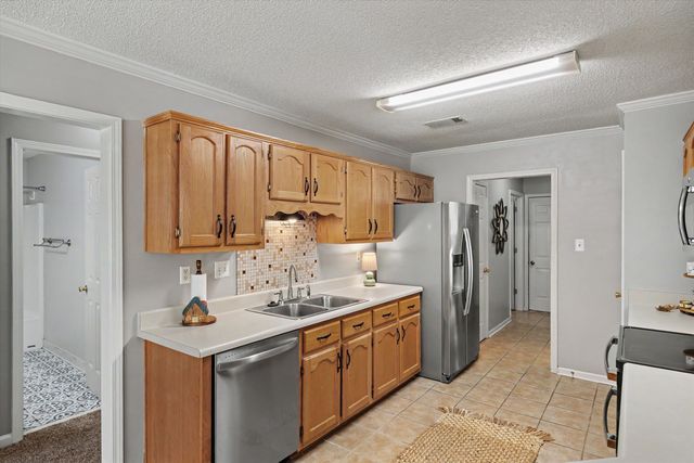 7228 SHADY OAKS DR, Bartlett, TN 38133