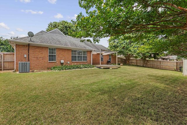 7228 SHADY OAKS DR, Bartlett, TN 38133