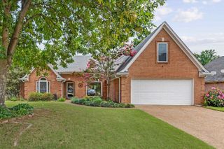 7228 SHADY OAKS DR, Bartlett, TN 38133