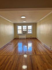 102-40 67th Drive 5H, Forest Hills, NY 11375
