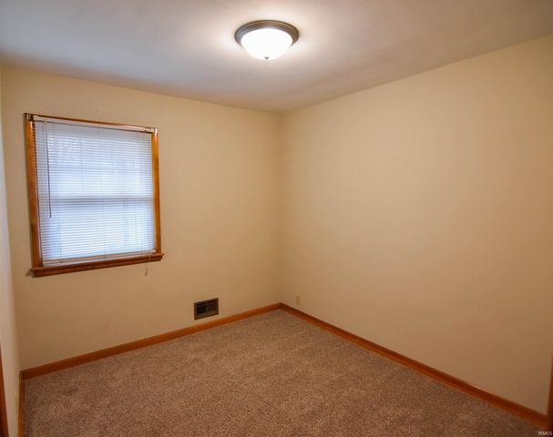 4613 Pollack Avenue, Evansville, IN 47714