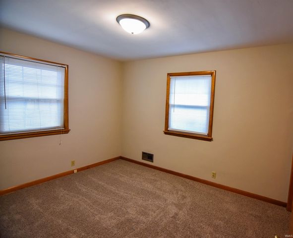 4613 Pollack Avenue, Evansville, IN 47714