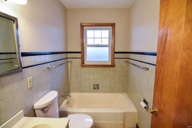 4613 Pollack Avenue, Evansville, IN 47714