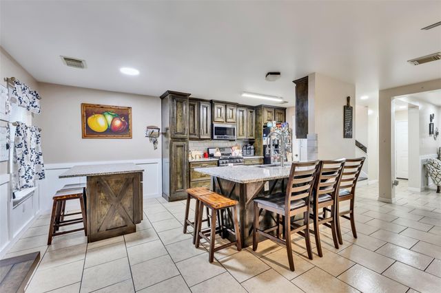 10623 Gulf Valley Street, Houston, TX 77075