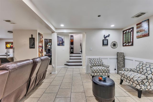 10623 Gulf Valley Street, Houston, TX 77075