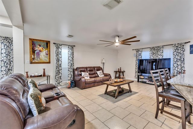 10623 Gulf Valley Street, Houston, TX 77075
