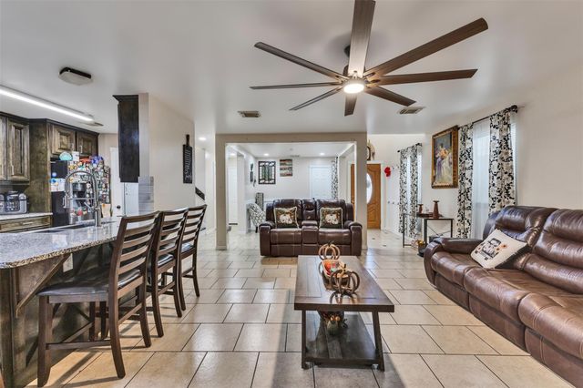 10623 Gulf Valley Street, Houston, TX 77075