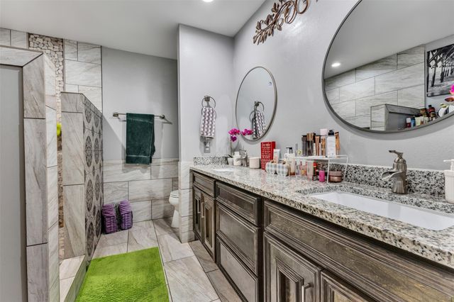 10623 Gulf Valley Street, Houston, TX 77075