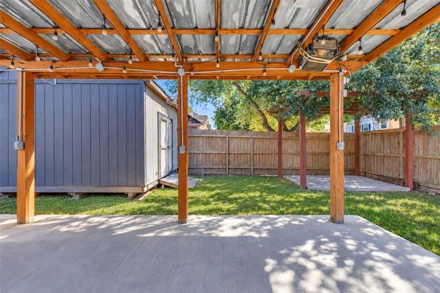 10623 Gulf Valley Street, Houston, TX 77075