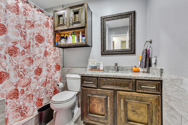 10623 Gulf Valley Street, Houston, TX 77075