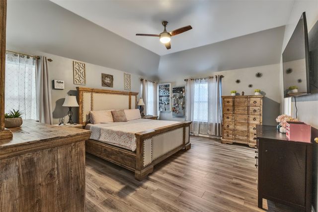 10623 Gulf Valley Street, Houston, TX 77075