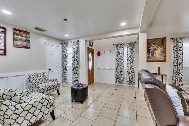 10623 Gulf Valley Street, Houston, TX 77075