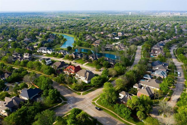 1603 Fairview Drive, Sugar Land, TX 77479