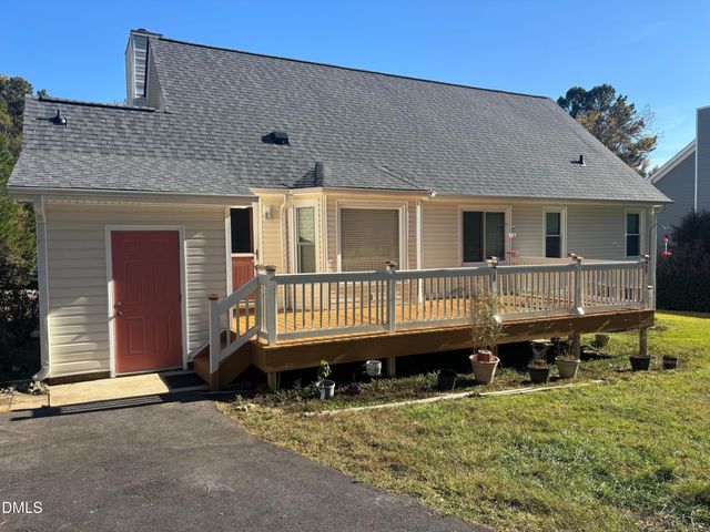 2309 Hemlock Circle, Clayton, NC 27520