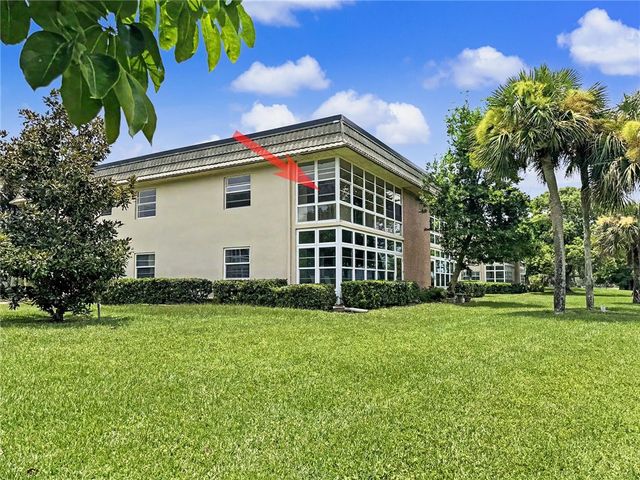 23 Vista Gardens Trail 201, Vero Beach, FL 32962