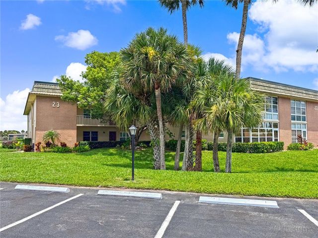 23 Vista Gardens Trail 201, Vero Beach, FL 32962