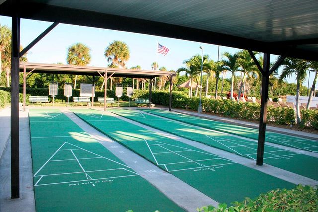 23 Vista Gardens Trail 201, Vero Beach, FL 32962
