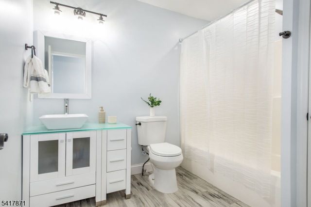 7 Jessica Ln, Dover Town, NJ 07801