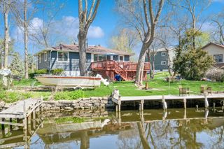 31 Medinah Avenue, Fox Lake, IL 60020