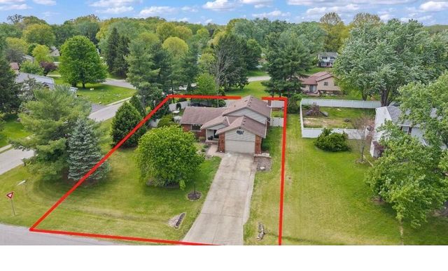 11655 E Eastmeadow Court, Pickerington, OH 43147