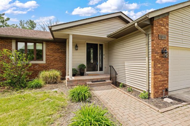 11655 E Eastmeadow Court, Pickerington, OH 43147