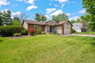 11655 E Eastmeadow Court, Pickerington, OH 43147