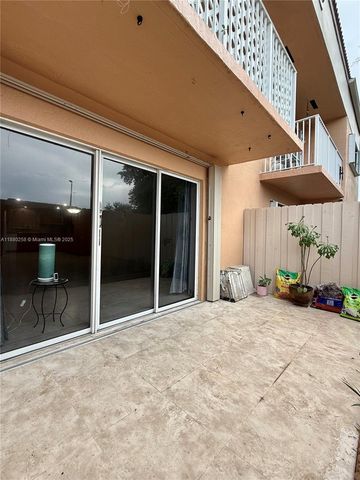 14915 SW 80th St 111, Miami, FL 33193