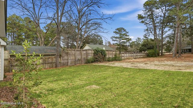 1405 N May Street, Southern Pines, NC 28387