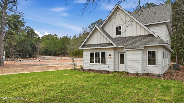1405 N May Street, Southern Pines, NC 28387