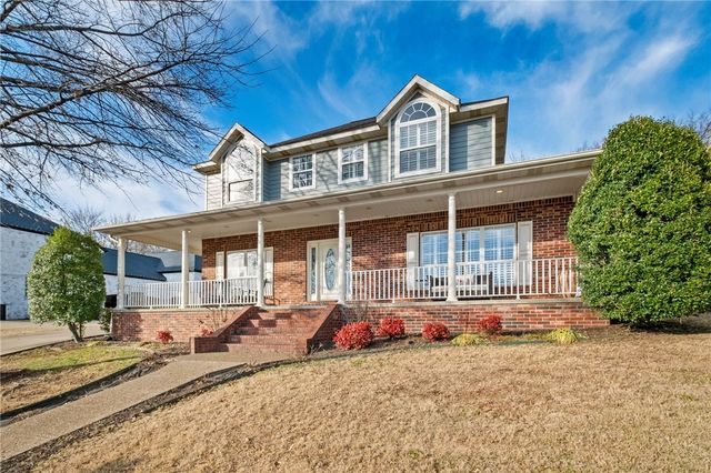 6803 Shadow Valley Road, Rogers, AR 72758