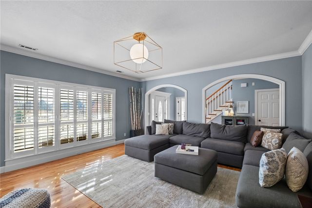 6803 Shadow Valley Road, Rogers, AR 72758