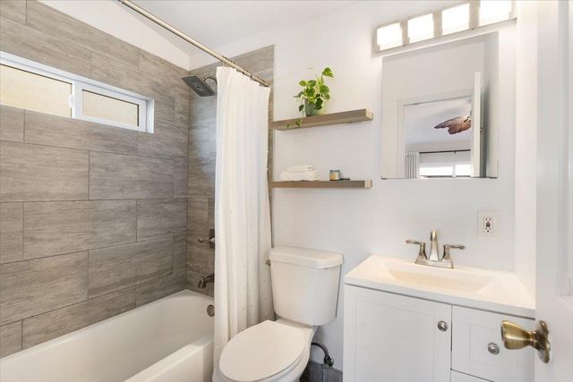 1099 38th Avenue 20, Santa Cruz, CA 95062