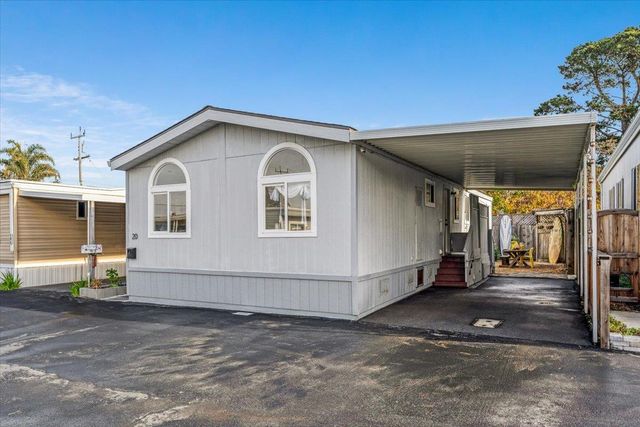 1099 38th Avenue 20, Santa Cruz, CA 95062