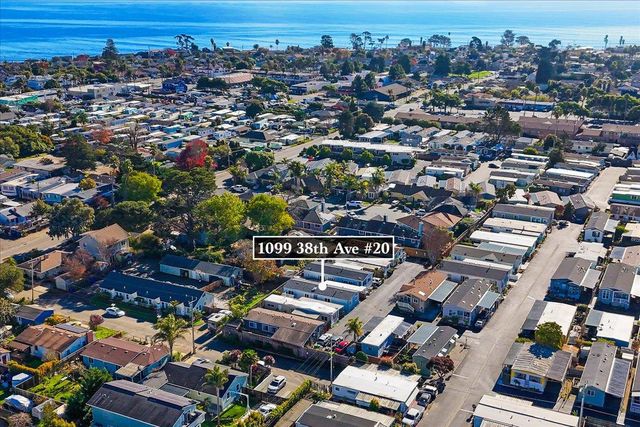 1099 38th Avenue 20, Santa Cruz, CA 95062