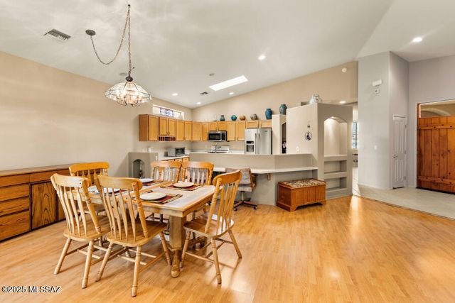 2652 S Falcon View Drive, Tucson, AZ 85713