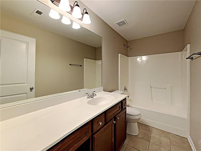 4339 Pearhaven Lane SW, Gainesville, GA 30504