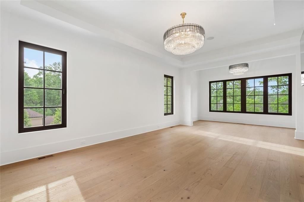 Image 35 of property listing at 227 Traditions Drive, Alpharetta, GA 30004