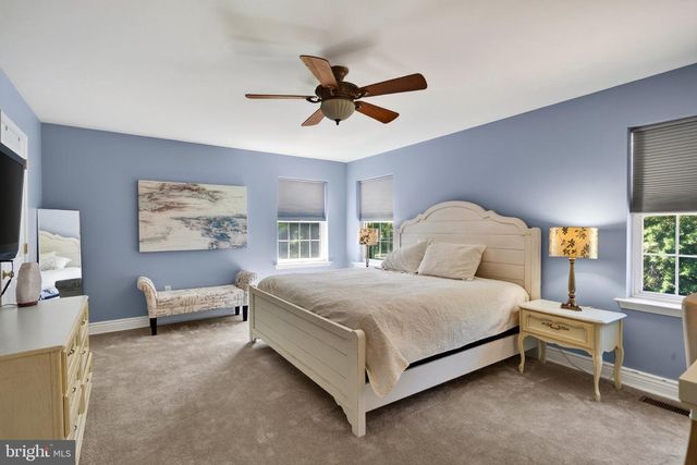 2200 CLAYMONT DR, Quakertown, PA 18951