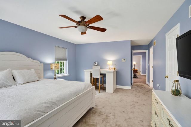 2200 CLAYMONT DR, Quakertown, PA 18951
