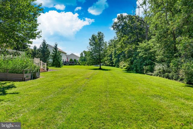 2200 CLAYMONT DR, Quakertown, PA 18951