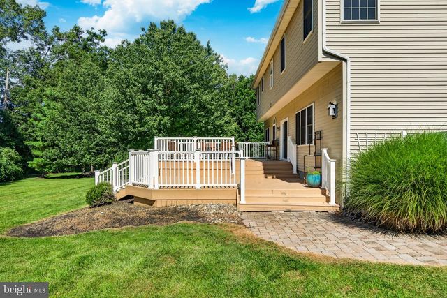 2200 CLAYMONT DR, Quakertown, PA 18951