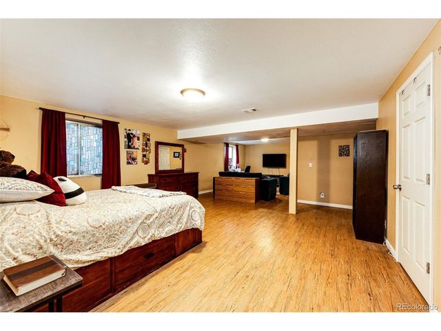 2023 Asoka St, Strasburg, CO 80136