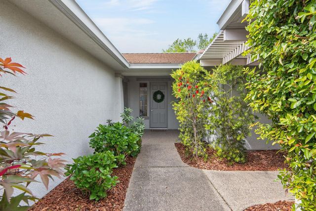 354 Daylily Ln, Lincoln, CA 95648