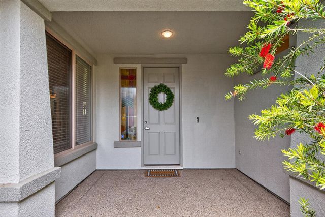 354 Daylily Ln, Lincoln, CA 95648