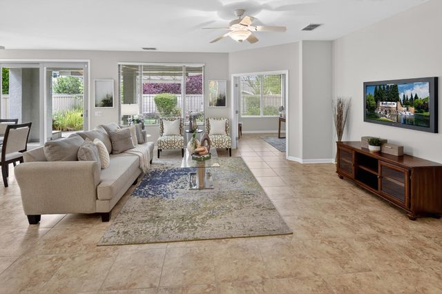 354 Daylily Ln, Lincoln, CA 95648