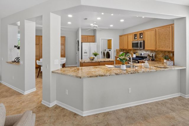 354 Daylily Ln, Lincoln, CA 95648