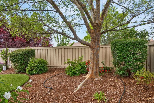 354 Daylily Ln, Lincoln, CA 95648