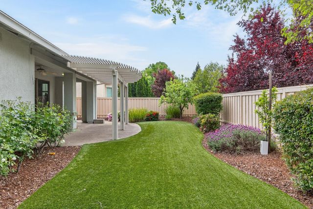 354 Daylily Ln, Lincoln, CA 95648