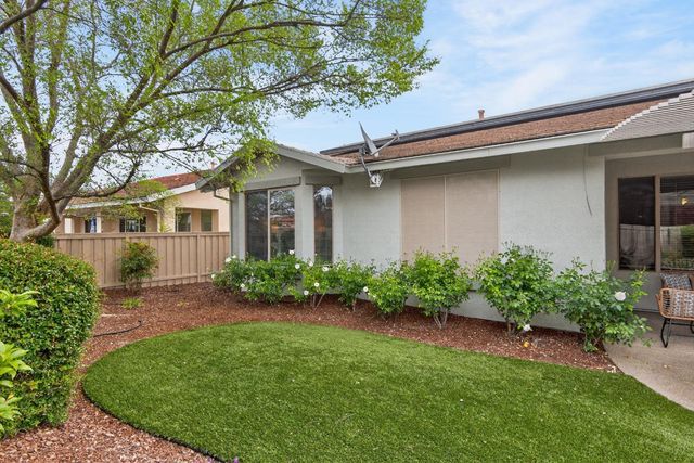 354 Daylily Ln, Lincoln, CA 95648